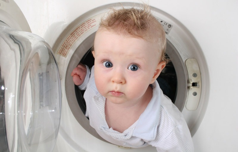 اهمیت قفل کودک در ماشین لباسشویی