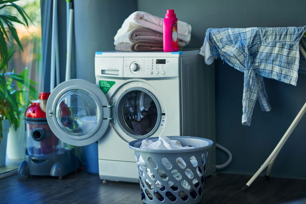 آموزش تمیز کردن و جرم گیری ماشين لباس شویی در خانه